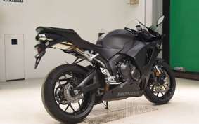 HONDA CBR600RR 2025 PC40