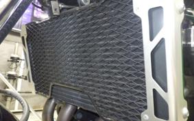 HONDA CB1300SF SUPER FOUR Gen. 3 2025 SC54
