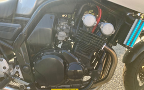 YAMAHA FZ400 1997 4YR