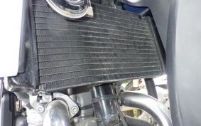 SUZUKI GSR250