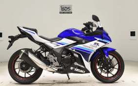 SUZUKI GSX250R