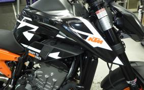 KTM 890 DUKE GP 2024