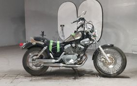 YAMAHA VIRAGO 250 3DM