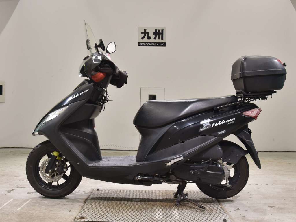 Фото Suzuki ADDRESS V125 с японского аукциона