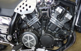 YAMAHA VMAX 2004