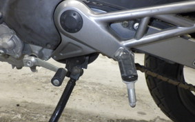 HONDA VTR 250 2025 MC33