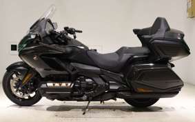HONDA GL 1800 GOLD WING TOUR DCT 2026 SC79