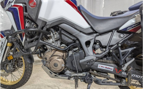 HONDA CRF1000L AFRICA TWIN 2016 SD04