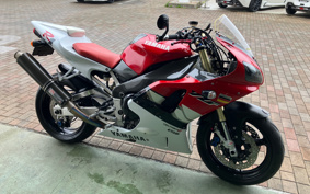 YAMAHA YZF-R1 2000 RN01