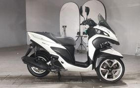 YAMAHA TRICITY 125 SE82J
