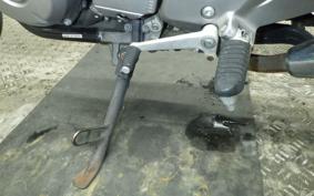 SUZUKI GSR250 2020