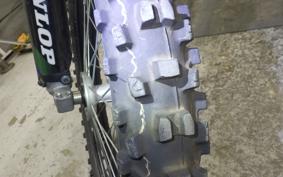 KAWASAKI KX250X KX252D