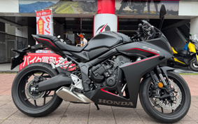 HONDA CBR650R E-Clutch 2026 RH17