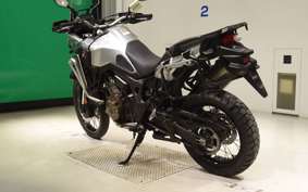 HONDA CRF1000L AFRICA TWIN 2016 SD04