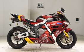 HONDA CBR1000RR 2004 SC57