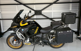 BMW R1250GS ADVENTURE 2021 0M11