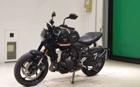 TRIUMPH TRIDENT 660 2021