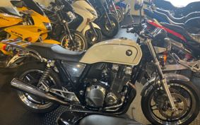 HONDA CB1100 2010 SC65