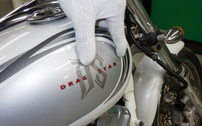 YAMAHA DRAGSTAR 400 2002 VH01J