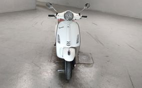 VESPA PRIMA BEIGE RA125 M8210