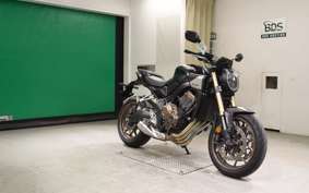 HONDA CB650R 2024 RH17