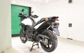 SUZUKI Vｽﾄﾛｰﾑ650A 2013 VP56A