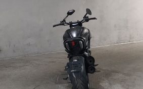 DUCATI  DUCATI  DIAVEL  DIESEL  GC00AA