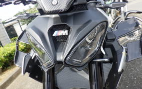 BMW M1000R 2025