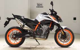 KTM 890 DUKE R 2021