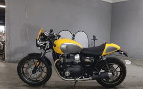 TRIUMPH STREET CUP 2018 DAD77G