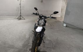 DUCATI  DUCATI  SCRAMBLER  DESERT SU RED  2017 KB01JA