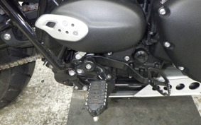 TRIUMPH STREET SCRAMBLER 2021