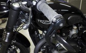 TRIUMPH BONNEVILLE BOBBER 2018