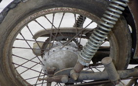 SUZUKI GT125 GT125