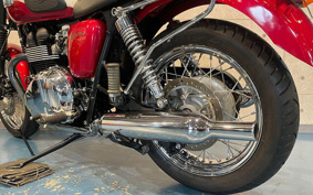 TRIUMPH BONNEVILLE T100 2012 TJ9157