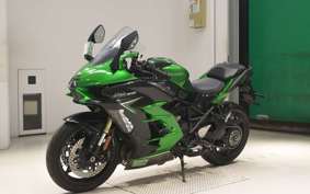 KAWASAKI NINJA H2 SX 2022 ZXT02P