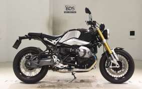 BMW R NINE T 2015