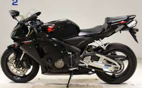 HONDA CBR600RR GEN 2 2006 PC37