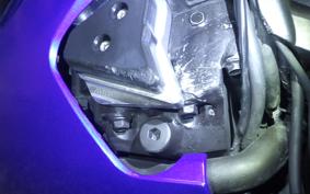 YAMAHA YZF-R1 2005