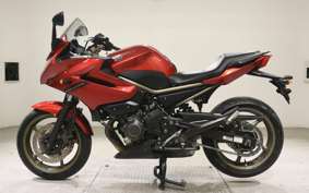 YAMAHA XJ6 2009