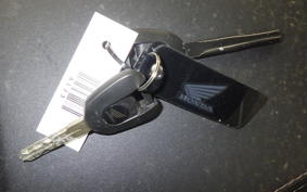 HONDA CB650R 2025 RH17