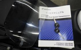 HONDA CTX700 2013 RC69