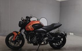 TRIUMPH  TRIUMPH  TRIDENT 660 LGL10U