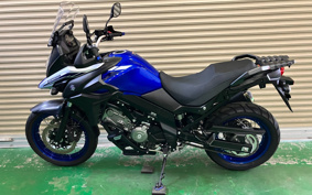 SUZUKI V-STROM 650 XT ABS 2023 C733M
