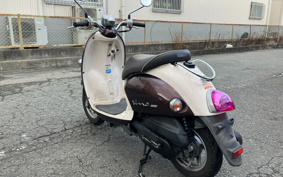 YAMAHA  VINO  DELUXE  SA37J