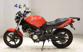 HONDA VTR 250 2025 MC33