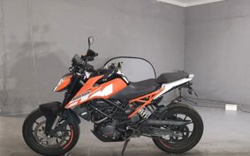 KTM 125 DUKE JPA40