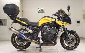 YAMAHA FZS1000 FAZER 2004