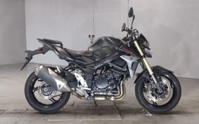 SUZUKI GSR750 C5112