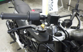 HUSQVARNA SVARTPILEN 250 2018